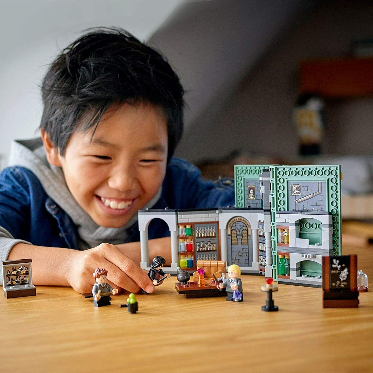 Lego Harry Potter Hogwarts Moment: Potions Class  76383