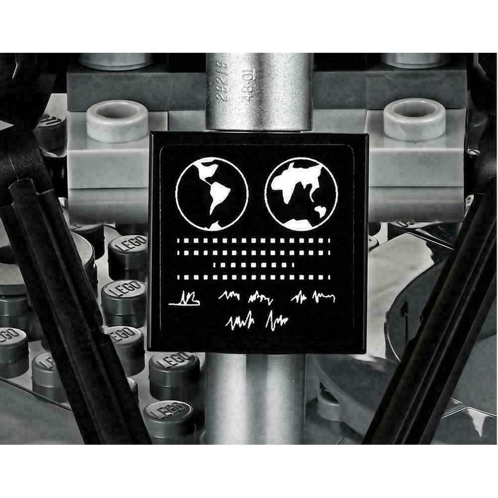 Lego Creator NASA Apollo 11 Lunar Lander 10266