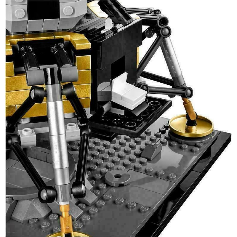 Lego Creator NASA Apollo 11 Lunar Lander 10266