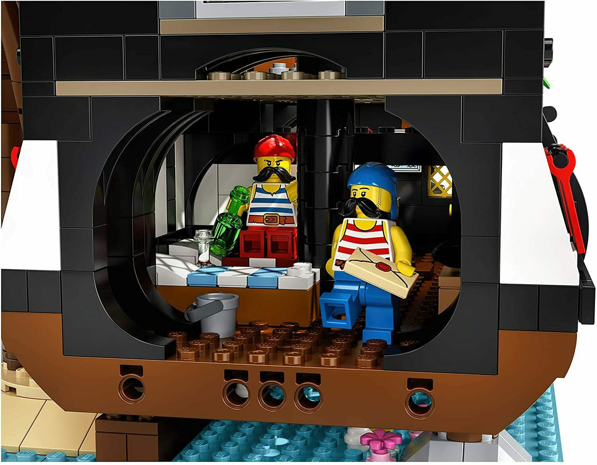 Lego Ideas Pirates of Barracuda Bay 21322