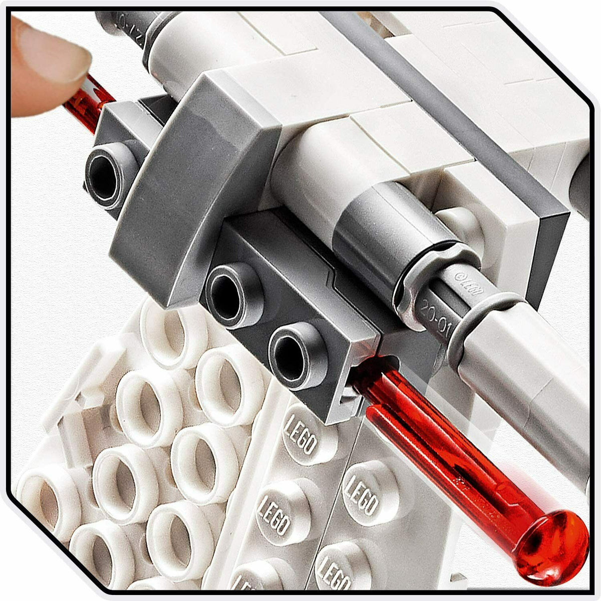 Lego Star Wars  Poe Dameron's X-Wing Fighter 75273