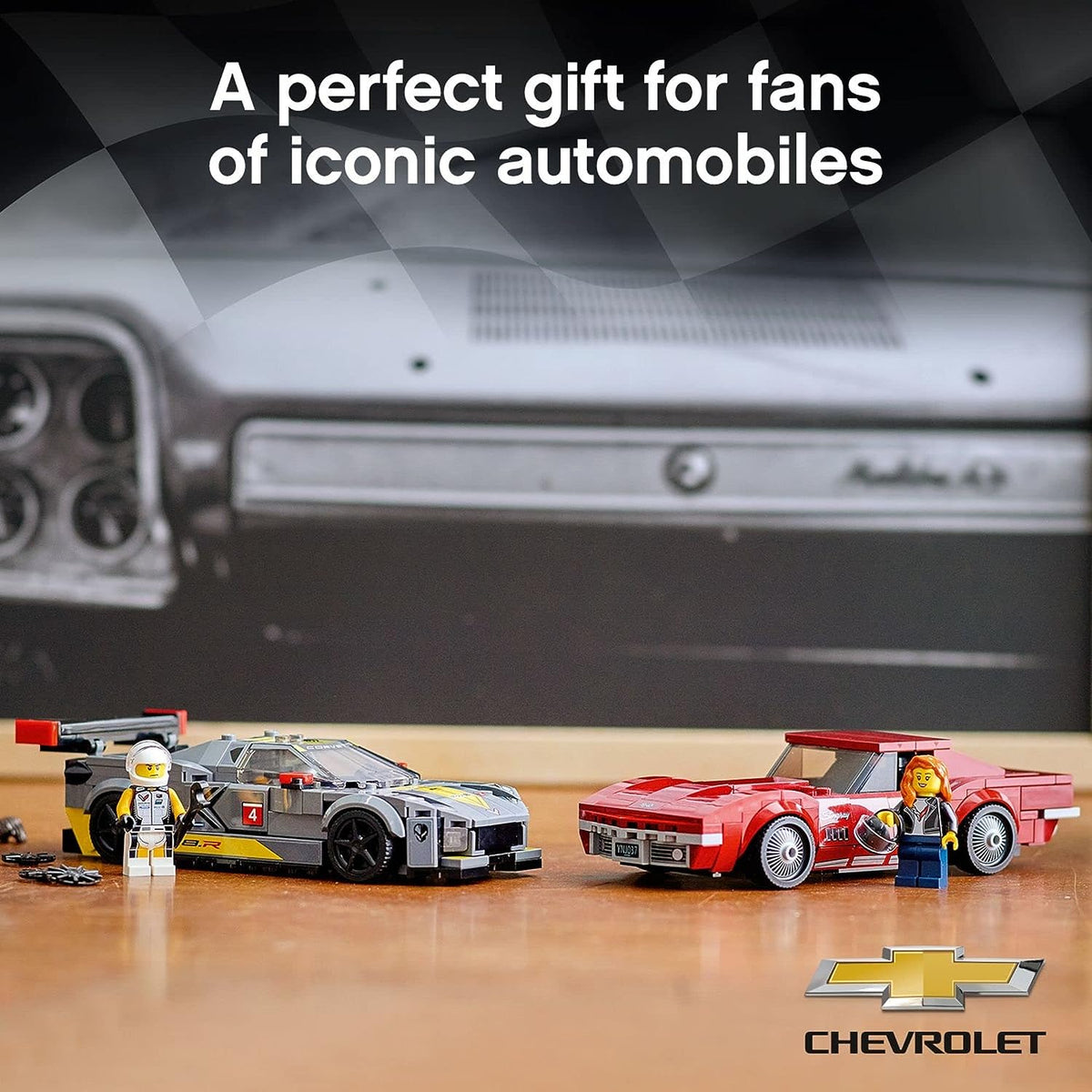 Lego Chevrolet Corvette C8.R Race Car and 1968 Chevrolet Corvette 76903