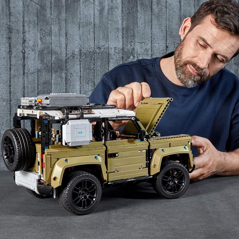 Lego Technic: Land Rover Defender 42110