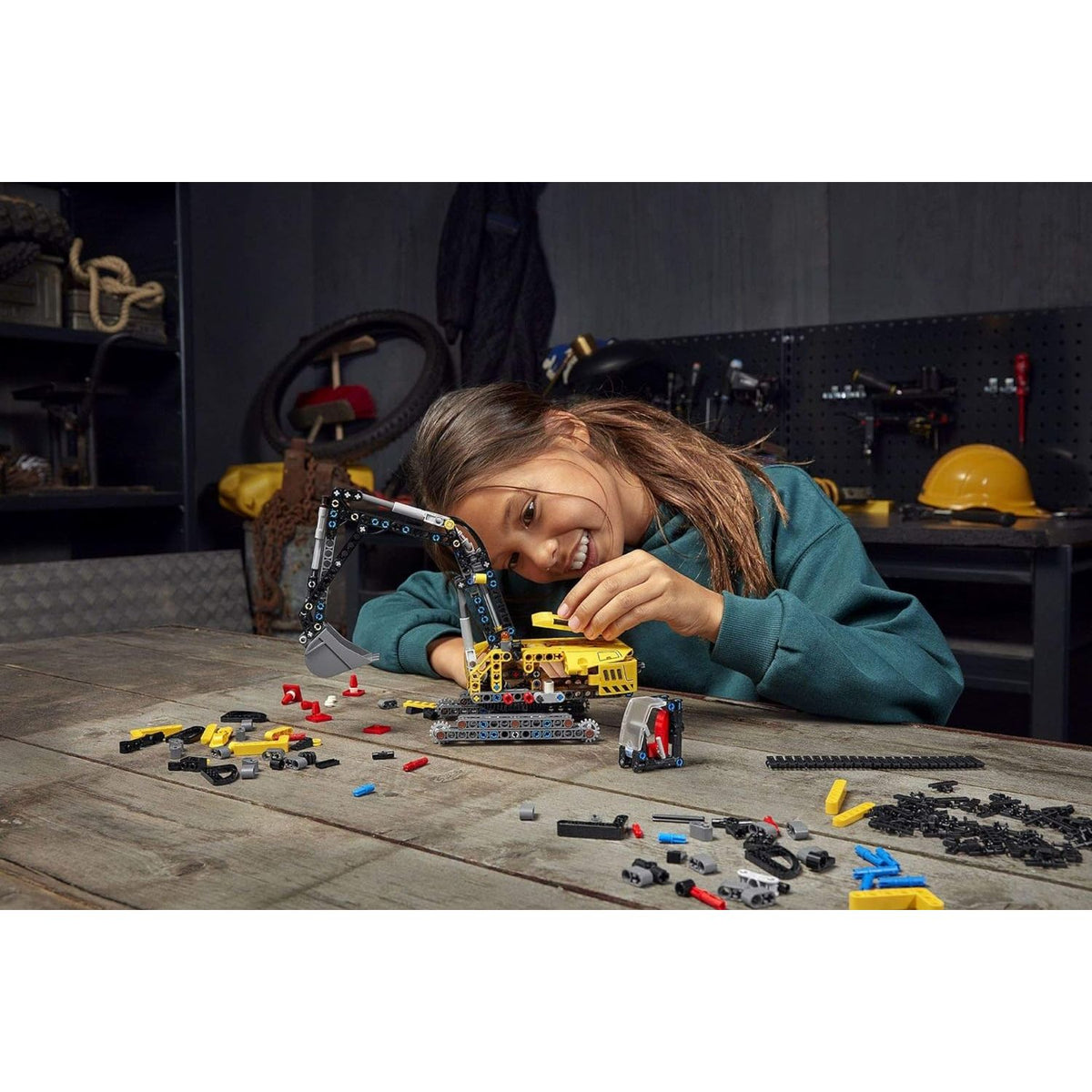 Lego Heavy Duty Excavator 42121