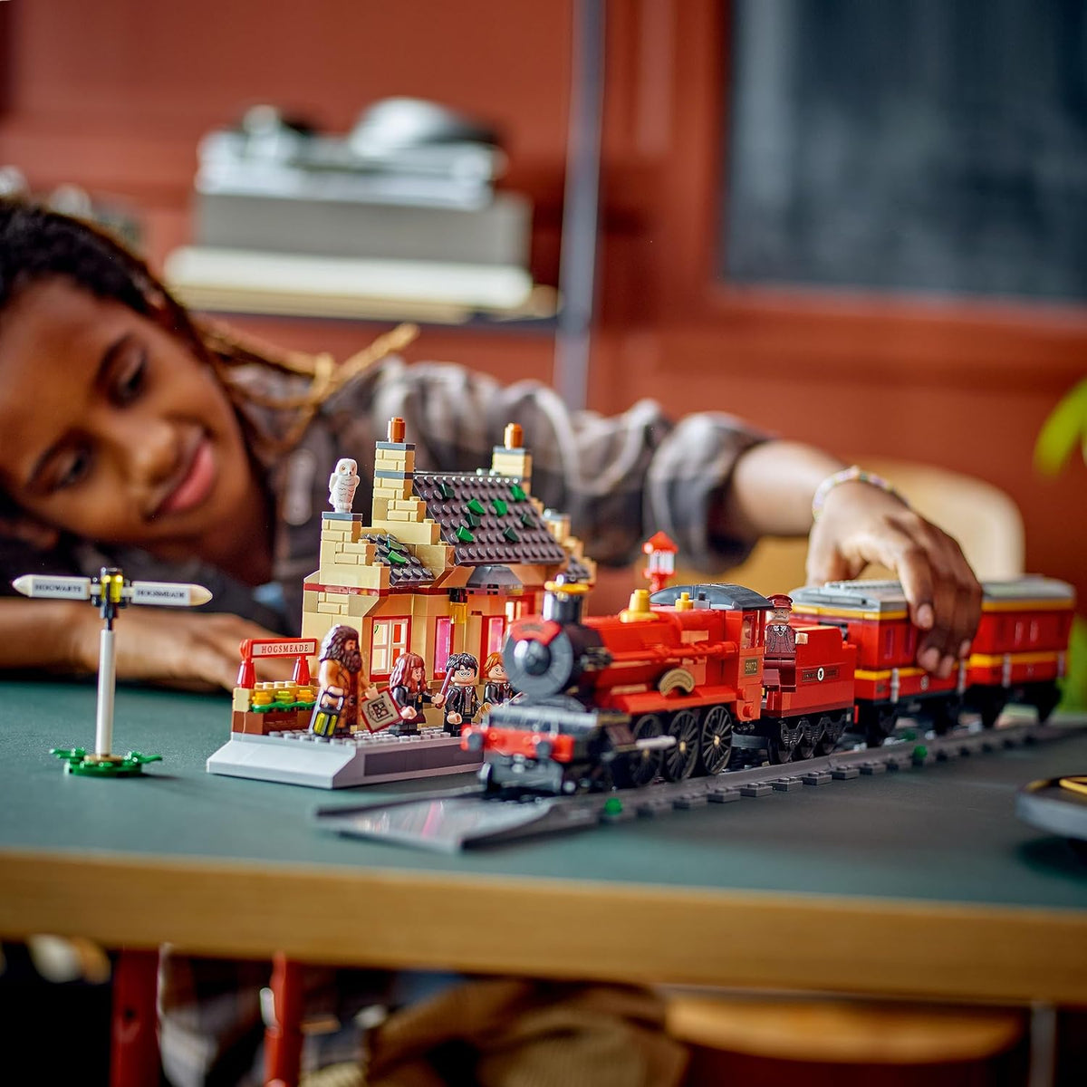 Lego Hogwarts Express Train Set with Hogsmeade Station 76423